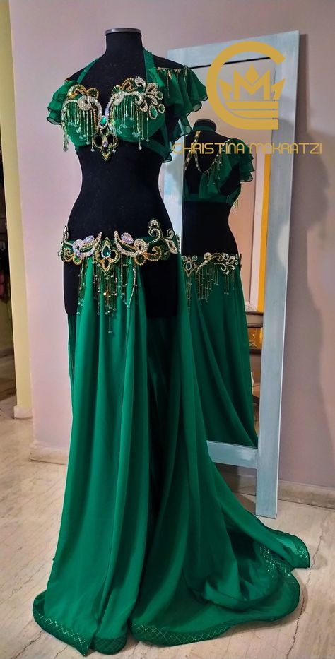 Christina Makratzi Belly Dancing Outfit Arabic, Belly Dance Outfit Arabic, Bellydance Outfit, Arabic Clothes, Belly Dancing Outfit, Smooth Ballroom Dress, Belly Dancer Outfits, Dancer Outfit, Bellydance Costume