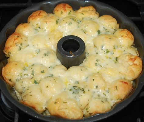 Easy Cheesy Pull Apart Bread - StolenRecipes.net Pull Apart Cheesy Garlic Muffins, Garlic Mozzarella Pull Apart Bread, Garlic Bubble Bread Pull Apart, Cheesy Pesto Pull Apart Bread, Garlic Cheese Pull Apart Bread With Biscuits, French Toast Pull Apart Bread, Rhodes Pull Apart Bread, Cheesy Rolls Pull Apart, Pull Apart Garlic Bread Bundt Pan