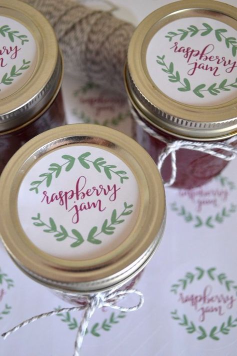 Printable Raspberry Jam Lid Sticker Labels Free Candle Labels, Jam Labels, Quick Diy Gifts, Canning Jar Labels, Jam Label, Bacon Wrapped Shrimp, Craft Label, Free Printable Gifts, Diy Gift Card