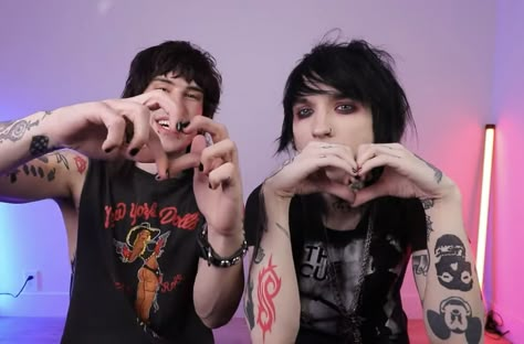 I did this for fun and because im bored and have nothing else to do. … #random #Random #amreading #books #wattpad Jake Webber And Johnnie Guilbert, Jake And Johnnie, Hot Emo Guy, Cute Emo Guys, Jake Weber, Jake Webber, Sleepy Girl, Fangirl Problems, Johnnie Guilbert