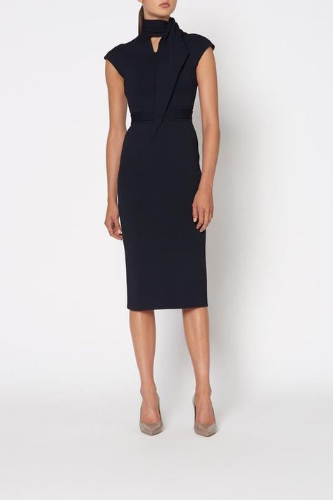 Meghan's Scanlan Theodore Crepe Knit Cravat Dress Office Women Outfits, Office Woman Outfits, Navy Office, Office Woman, Moon Lee, Classy Suits, Pencil Dresses, Office Women, Scanlan Theodore