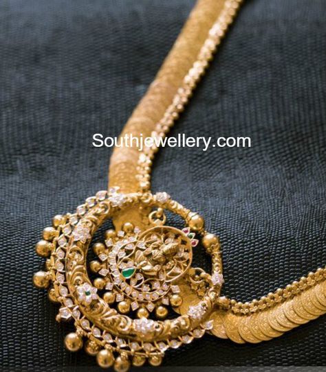 Kasu Haram with Lakshmi Pendant Chandbali Pendant Gold, Kasulaperu With Pendant, Lakshmi Kasula Earrings, Kasu Haram, Lakshmi Pendant, Antique Gold Jewelry Indian, Jewellery Bridal, Gold Jewelry Simple Necklace, Jewellery Wedding