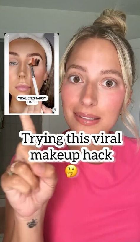 Try out this viral eyeshadow hack with me. You’ll use your eyeshadow palette in an intriguing way to achieve a smokey eye look. How To Apply Eyeshadow Stick, Viral Eyeshadow Hack, Jones Road Makeup Tutorial, Eyeshadow Hacks Makeup Tricks, Eyeshadow Stick Tutorial, Eye Shadow Hacks, Eyeshadow Hacks, Smokey Eye Look, Baked Eyeshadow