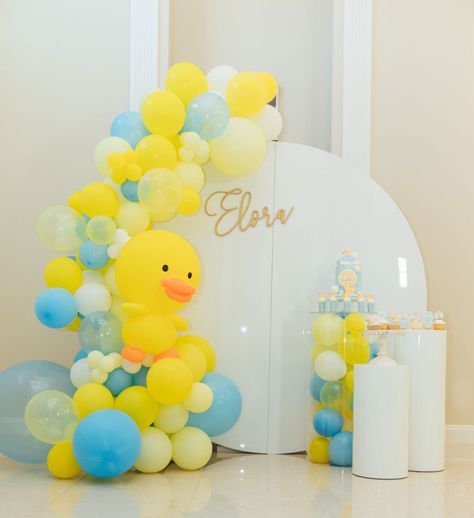 Duck Birthday Party Decorations, Rubber Ducky Balloon Arch, Rubber Duck Balloon Arch, Rubber Ducky Party Decorations, Duck Theme Birthday Party Decoration, Duck Theme Baby Shower Ideas, Duck Decorations Party, Duck Birthday Theme Decoration, Chick Baby Shower Theme