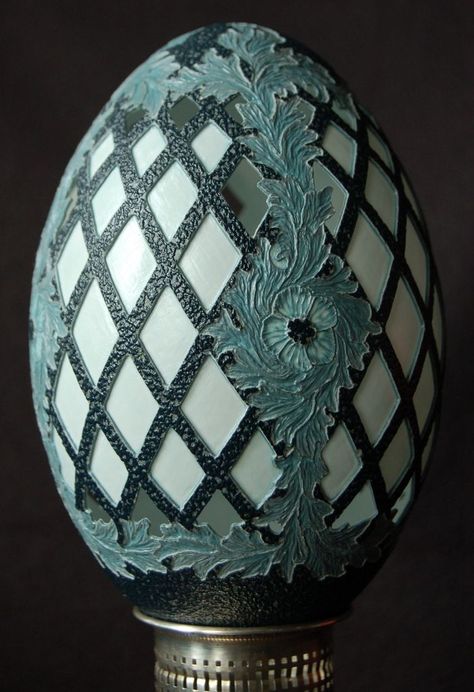 Carved emu eggshell with lattice and acanthus (instructables.com)