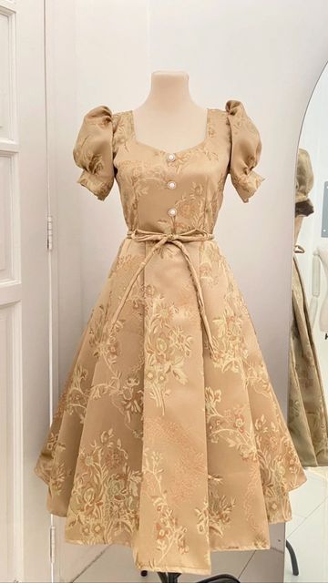 Sunday Dress Aesthetic, Sunday Dress Top Design, Sunday Kawr Design, Sunday Dress Top, Sunday Dress Outfit Church, Sunday Dress Mizo, Mizo Sunday Dress Design, Mizo Sunday Dress, Sunday Dress Design