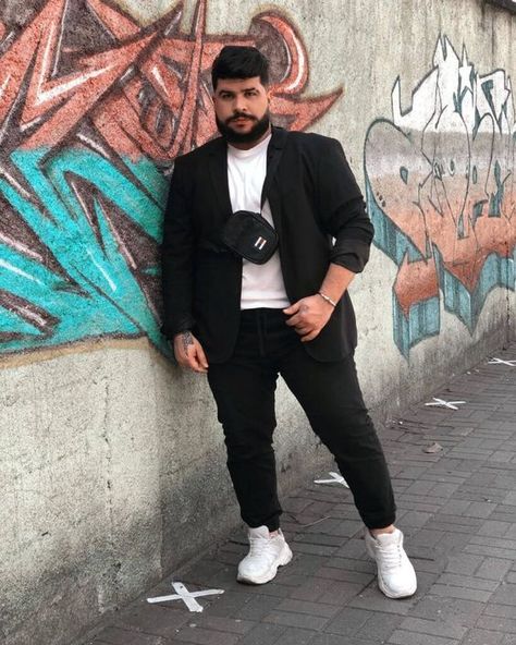 Plus Size Men Outfits 16 ideas: Fashion tips for the modern gentleman - mens-club.online Chubby Guys Outfits, Plus Size Men Style, Big Boy Outfits Guys, Plus Size Man Outfits, Mens Outfits Plus Size, Plus Size Men Outfits Mens Fashion, Chubby Guy Outfits, Fat Men Style, Big Guy Outfits