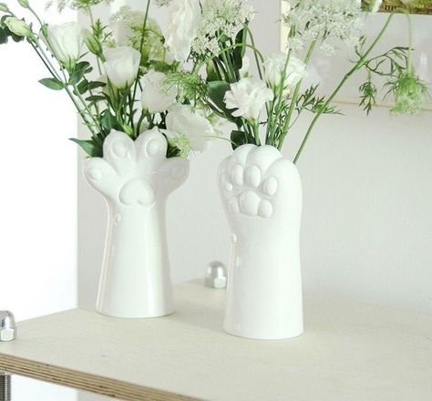 Animal Vase, Cat Vase, Wall Plant Hanger, Cat Plants, Diy Plant Hanger, Cerámica Ideas, Vase Ceramic, White Ceramic Vases, Ceramic Cat