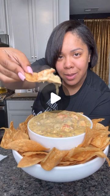 Homemade Corn Chips, Game Night Food, Fried Corn Tortillas, Rotel Recipes, Rotel Dip, Seafood Dip, Beef Dip, Pies Recipes, Delicious Dips Recipes