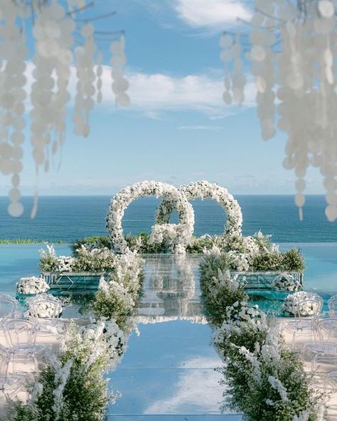 Wedding Ceremony Setup, Oceanfront Wedding, Beauty Hair Color, Instagram White, Wedding Stage Decorations, Ceremony Ideas, Outdoor Reception, Stage Decorations, Wedding Stage