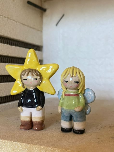 Cute Cermanics Ideas, Cute Ceramic Sculpture, Fun Clay Crafts, Diy Clay Trinkets, Ceramic Ideas Cute, Air Dry Clay Characters, Small Clay Trinkets, Ceramics Gift Ideas, Ceramics Trinkets