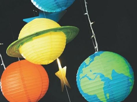 40+ Space Birthday Party Ideas That are Out of this World! · Craftwhack Planet Decorations, Diy Galaxie, Willow Lanterns, Science Vbs, Vbs Diy, Galactic Starveyors Vbs 2017, Planet Decor, Queer Prom, Space Decorations