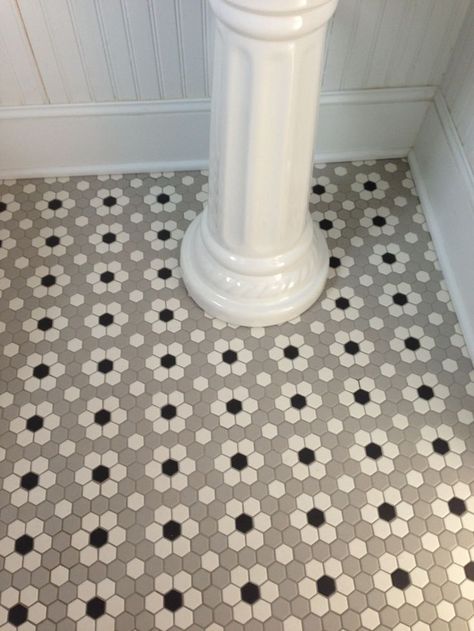 Ny Bathroom, Crazy Bathroom, Tile Entryway, Shower Flooring, Mosaic Bathroom Tile, Hexagon Tile Floor, Ceramic Tile Bathrooms, Vintage Tiles, Hexagon Quilts