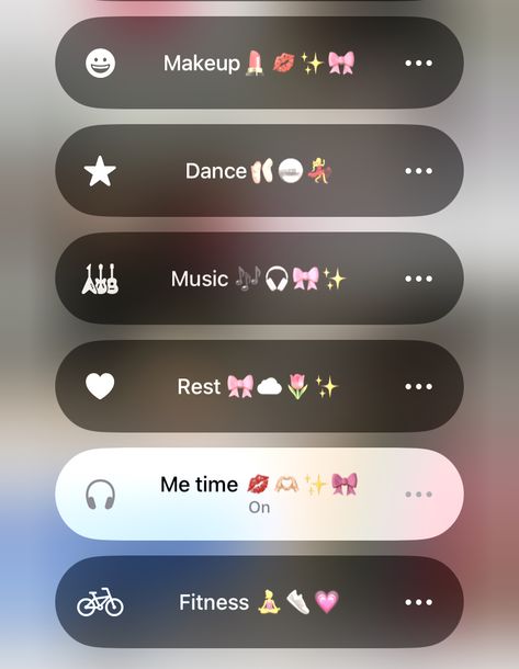 Cute Emoji Combinations, Organize Phone Apps, Whatsapp Theme, Iphone Life Hacks, Iphone Life, Phone Inspiration, Iphone Organization, Iphone App Layout, App Layout