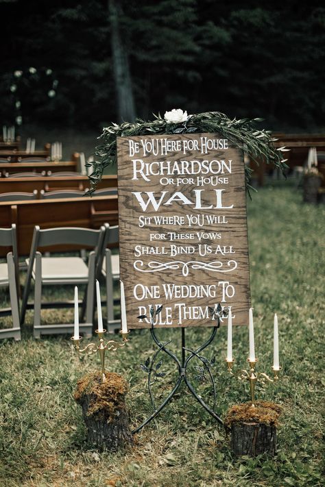 This "Game of Thrones"-Inspired Wedding Will Have You Counting Down the Days to Season 7 Game Of Thrones Wedding, Viking Wedding, Medieval Wedding, Event Planning Tips, Fantasy Wedding, Exclusive Wedding, Wedding Welcome Signs, Vegas Wedding, Wedding Event Planning