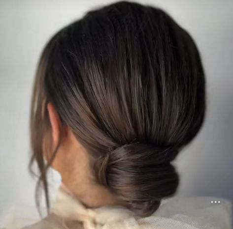 Bridesmaid Bun, Bridesmaid Hair Inspo, Wedding Bun, Low Buns, Side Bun, Brown Wedding, Wedding Updo, Bridal Hair And Makeup, Weeding