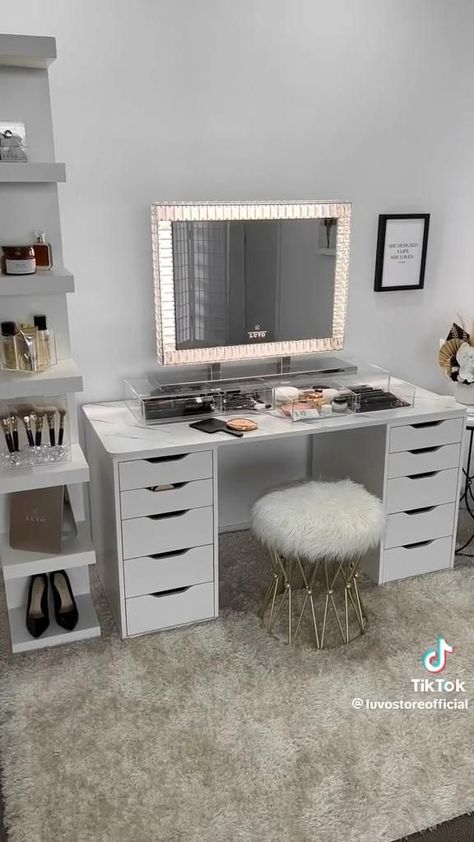 Teenage Room Decor, Teenage Girl Room, Teen Girl Bedroom, Dekorasi Kamar Tidur, Bedroom Vanity, Small Room Bedroom, Room Decor Bedroom Teenage