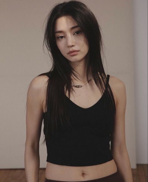 Straight Black Hair, Park Sora, Girls With Black Hair, Haircuts Straight Hair, Hair Color And Cut, Hair Reference, Cut My Hair, Asian Hair, Hair Inspo Color