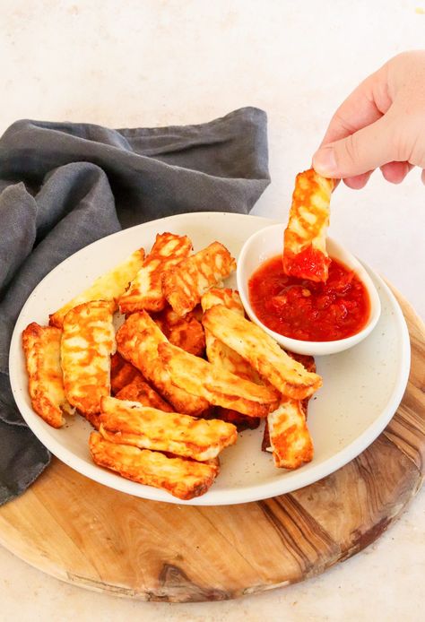 Air Fryer Halloumi Fries Haloumi Recipes Air Fryer, Air Fryer Halloumi, Haloumi Recipes, Halloumi Fries, Recipes Air Fryer, Chilli Jam, Sweet Chilli, Batch Cooking, Fryer Recipes