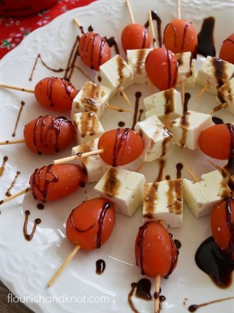 Canada Day Appetizer - Cherry Tomatoes, Feta, and Balsamic Reduction Canada Day Appetizers Ideas, Cherry Tomatoes Feta, Canada Day Fireworks, Canada Party, Canadian Party, Canada Day Party, Backyard Bbq Party, Party Drinks Alcohol, Canada Food