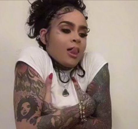 Kehlani Mood Pics, Singer Tattoo, Tattoo Queen, Kehlani Parrish, G Herbo, Playlist Covers Photos, Artist Singer, X Picture, Shes Amazing