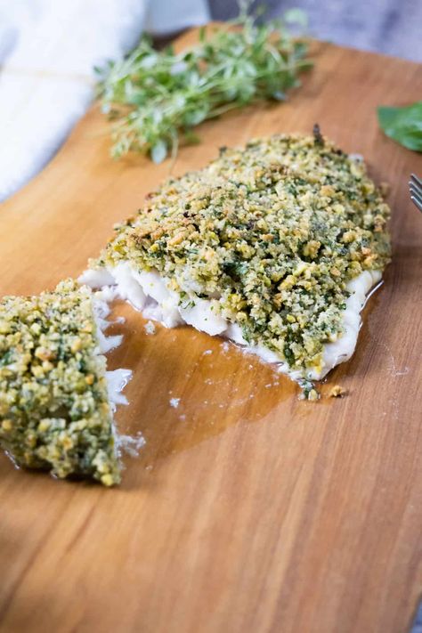 Pistachio Crusted Fish Pistachio Crusted Fish, Lemon Dill Salmon, Lemon Pistachio, Crusted Fish, Italian Soup Recipes, Baklava Cheesecake, Raw Pistachios, Italian Seafood Recipes, Lemon Pesto