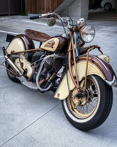 Indian Trikes Motorcycles, Motorcycle Indian, Indian Cycle, Vintage Motorcycle Art, Indian Motorbike, Vintage Moped, Custom Motorcycles Bobber, Vintage Indian Motorcycles, Vintage Harley Davidson Motorcycles