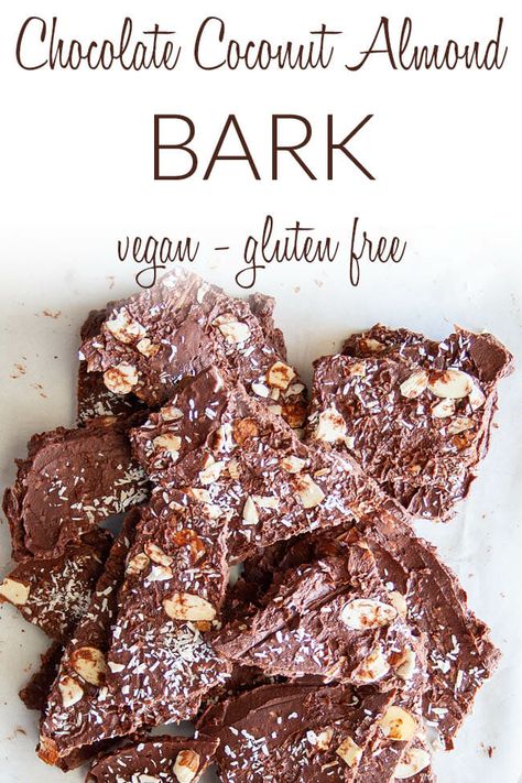 Healthy Holiday Treats, Coconut Oil Chocolate, Vegan Snack Recipes, Plant Based Desserts, Vegan Christmas Recipes, Healthy Vegan Desserts, Vegan Lunch Recipes, Coconut Almond, Almond Bark