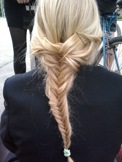 Blonde Braids, Fishtail Braid, Long Blonde, Good Hair Day, Long Blonde Hair, Fish Tail Braid, Hair Envy, Mode Inspiration, Messy Hairstyles