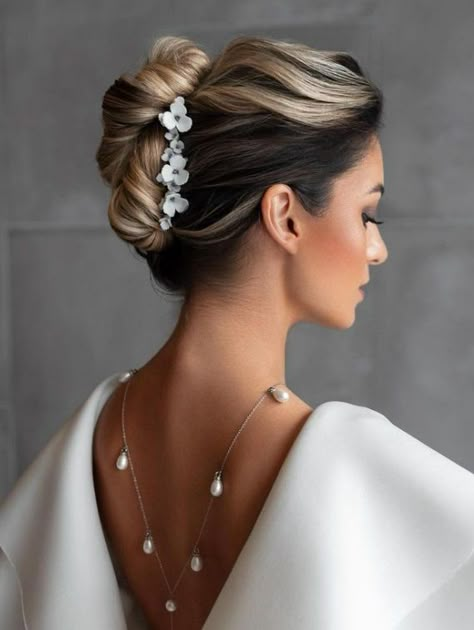 Hairdos For Wedding, French Twist Updo, Wedding Hair Up, French Twist Hair, Wedding Hairstyles With Veil, Bridal Updo, Bride Hair, French Twist, Hair Collection