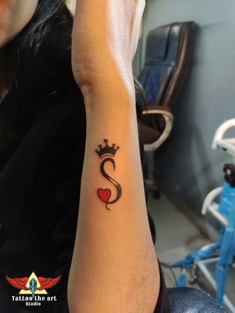 S with crown and heart tattoo in 2022 | Alphabet tattoo designs, Tattoos for guys, Leg tattoos S Letter Tattoos For Women, Shreya Name Tattoo, Tetu Photo Name, Shyam Name Tattoo Design, S Letter Tattoo Designs For Women, Tetu Photo Hand, S Tattoo Letter Design For Women, Guys Leg Tattoos, S Name Tattoo