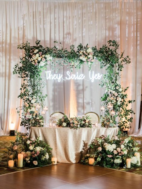 Wedding Reception Head Table, Sweetheart Table Backdrop, Reception Head Table, Wedding In Arizona, Wedding Head Table, Head Table Wedding, Sweetheart Table Wedding, Table For Two, Table Place Settings