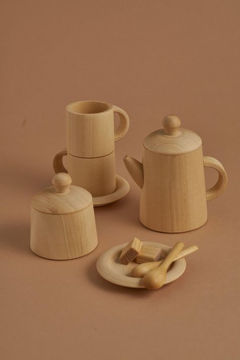 Wood Tea set in neutral #radugagrez #raduga_grez Wooden Tea Set, Toy Tea Set, Waldorf Toys, Party Toys, Kids Wood, Tee Set, Play Food, Play Kitchen, Kitchen Tea