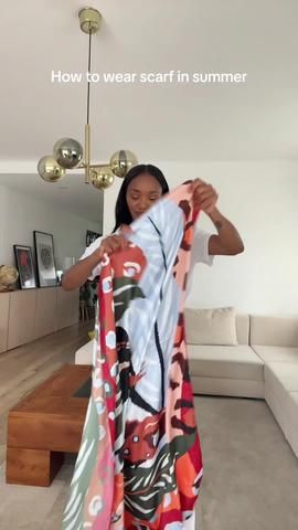 claudyamoreira (@claudyamoreira1) | TikTok Beach Dresses Diy, Scarf Fashion Outfit, Scarf Wearing Styles, Scarf Ideas, Ways To Wear A Scarf, Diy Vetement, Wear A Scarf, How To Wear A Scarf, Diy Fashion Hacks