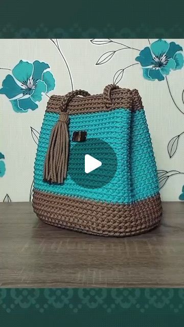 14K views · 1.6K likes | A Todo Crochet on Instagram: "Conoce nuestro curso digital de bolsos en trapillo🧶 Tendrás asesoría 👥 ✅Módulos en video paso a paso 📚Material guía y patrones Acceso de por vida al curso  Ve al link en mi perfil para ver toda la información del curso @a_todo_crochet_  #crocheteria #bolsos #tejeresmisuperpoder #carterasybolsos #bolsosartesanales #tejidocrochet #bolsostrapillo #bolsocrochet #bolsoscrochet" Mochila Crochet, Bag Patterns To Sew, Crochet Videos, Knitted Bags, Diy Crochet, Bag Pattern, Macrame, Textiles