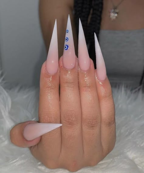 Ombre Stilleto Nails, Nail Stilleto Ideas, Simple Stiletto Nails, Acrylic Nails Stiletto, Stilleto Nails Designs, Long Stiletto Nails, Nagellack Trends, Pointy Nails, Drip Nails