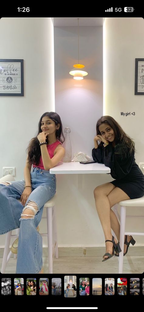 Aesthetic Poses To Do With Friends, Aesthetic Bestie Poses, Aesthetic Poses With Bestie, Photo Poses With Bestie, Asthetic Pose For Women, Cafe Poses With Friends, Photo Poses In Cafe, Poses In Cafe Aesthetic, Friend Pictures Poses Aesthetic