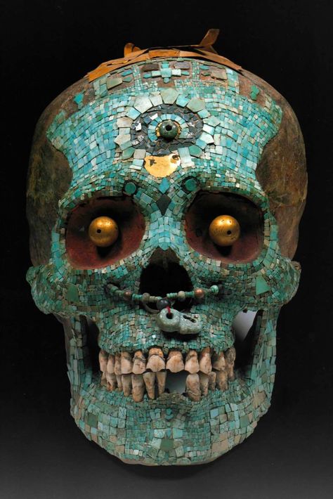 41 Strange on Twitter: "Aztec Turquoise mosaic skull… " Aztec Skull, Maya Art, Aztec Culture, Mayan Art, Aztec Art, Human Skull, Gold Eyes, Ancient Artifacts, Mexican Art