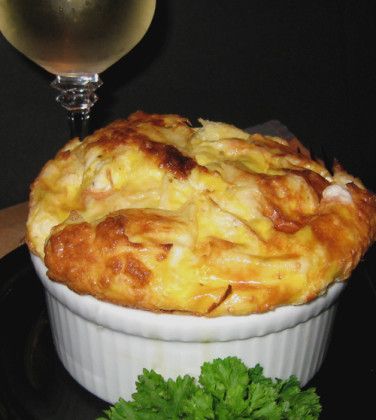 Crab Souffle, Kathy Smith, Souffle Recipe, Souffle Recipes, Shellfish Recipes, Crab Recipes, Fish Dishes, Seafood Dishes, Egg Recipes