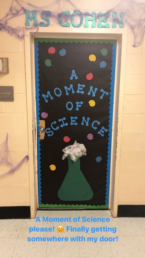 Science Classroom Doors, Science Door Decorations Classroom, Science Classroom Door, Science Door Decorations, Science Exhibition Ideas, Earth Science Teacher, Teacher Appreciation Doors, Middle School Science Classroom, Middle School Science Teacher