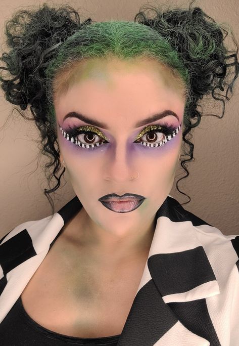 Beetlejuice Fancy Dress Women, Beetle Juice Makeup Glam, Beetlejuice Make Up Female, Beetle Juice Costume Female, Beetle Juice Makeup Female, Beetle Makeup, Female Beetlejuice Makeup, Beetlejuice Fancy Dress, Beetlejuice Makeup Glam