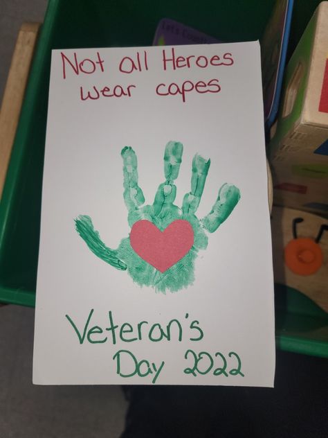 Veterans Preschool Activities, Prek Veterans Day Activities, Veterans Crafts For Toddlers, Veterans Day Crafts For Preschoolers, Veterans Day Craft For Infants, Veterans Day For Preschool, Veteran Day Crafts For Toddlers, Veterans Day For Toddlers, Veterans Day Infant Crafts