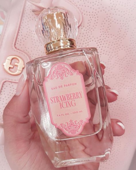 strawberry bae(✧ω✧) (@s0fthunny) on X Spiderverse Dr, Princess Perfume, Strawberry Icing, Sanrio Aesthetic, Feminine Products, Fragrances Perfume Woman, Magical Makeup, Pink Cosmetics, Perfect Skin Care Routine