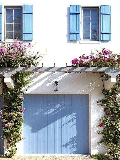 Garage Door Exterior, Blue Garage Door, Home Exterior Colors Schemes, Alma Homes, Blue Garage, White Garage, Mission Style Homes, Custom Garage Doors, Garage Door Ideas