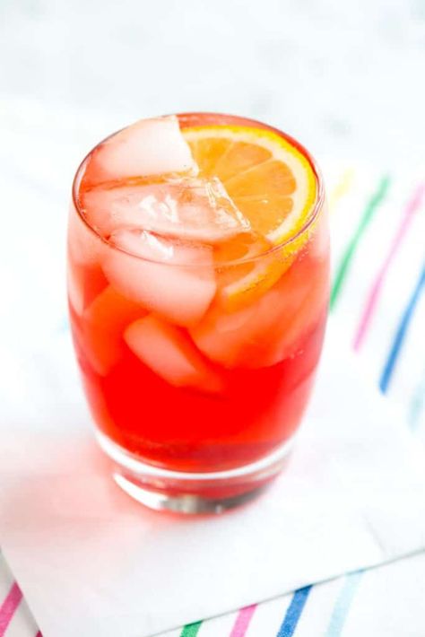 Sloe Gin Fizz Cocktail Recipe Sloe Gin Fizz Recipe, Sloe Gin Fizz, Gin Fizz Recipe, Gin And Soda, Gin Fizz Cocktail, Fizz Cocktail, Barry White, Dj Wedding, Gin Lemon