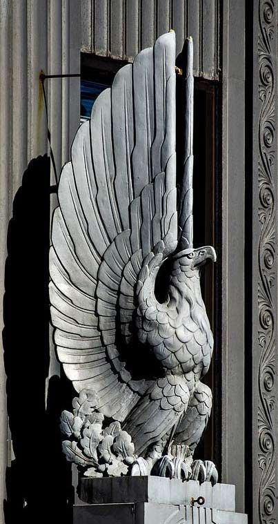 Ohio-Art-Deco-eagle-sculpture #architecturalstyle #architectural #style #art #nouveau Art Deco Animals, Arte Art Deco, Deco Statue, Art Deco Statue, Motif Art Deco, Statue Art, Art Deco Sculpture, Eagle Tattoo, Art Deco Buildings