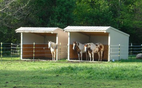 Run-In Horse Shelters - Klene Pipe Structures. Frames only available as well Diy Horse Shelter, Horse Run In Shelter, Pasture Shelter, Horse Pens, Horse Shed, Livestock Shelter, Loafing Shed, Horse Shelter, Horse Barn Plans