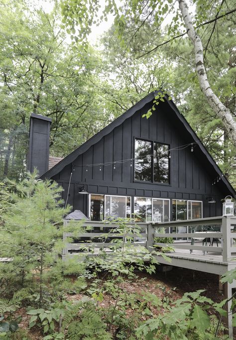 Black Exterior Paint on the Cabin! - Deuce Cities Henhouse Cabin Exterior Colors, Black Exterior Paint, Black Cabin, Black Houses, Cabin Exterior, Cottage Exterior, Casa Exterior, A Frame Cabin, Lake Cottage