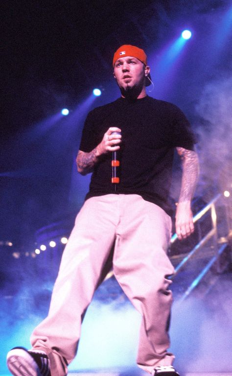 Fred Durst 90s Outfit, Limp Bizkit Halloween Costume, Limp Bizkit Costume, Limp Bizkit 90s, Fred Durst Halloween Costume, Fred Durst Costume, Fred Durst Outfit, Limp Bizkit Aesthetic, Fred Durst 90s