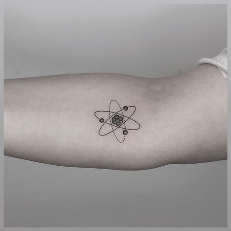 240+ Brilliant Science Tattoo Ideas and Designs (2024) - TattoosBoyGirl Scientific Tattoo, Atom Tattoo, Chemistry Tattoo, Science Tattoo, Mario Tattoo, Geometric Line Tattoo, Science Tattoos, Brain Tattoo, Dna Tattoo